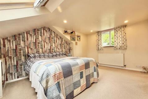 Bedroom  2.jpeg