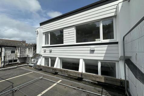 Windward House Apartments