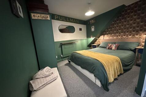 Bedroom 2.jpeg