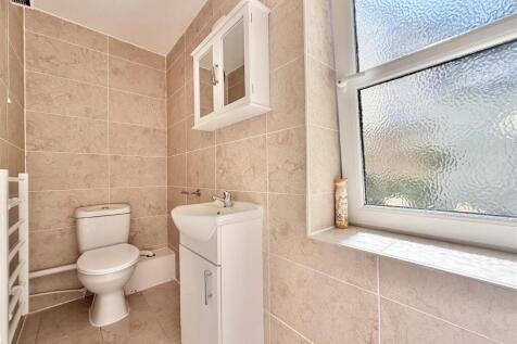 Shower Room.jpeg