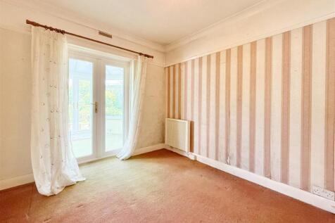 Dining Room.JPG