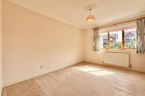 Bedroom 2.jpg