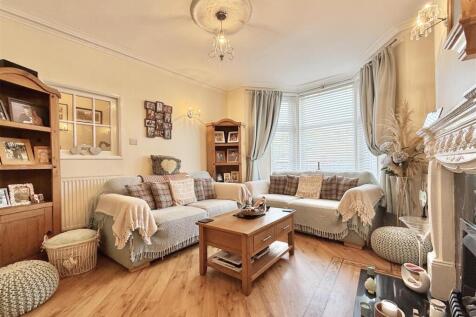 Living_Room.jpg