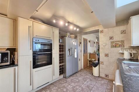 Kitchen__.jpg