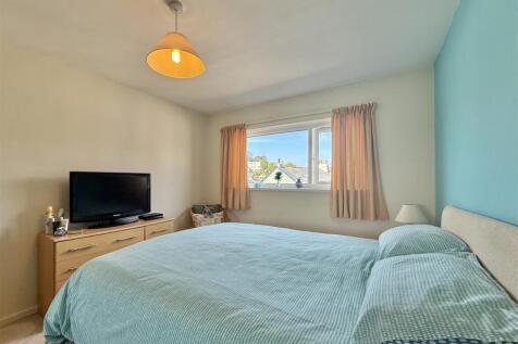 Bedroom  1.jpeg