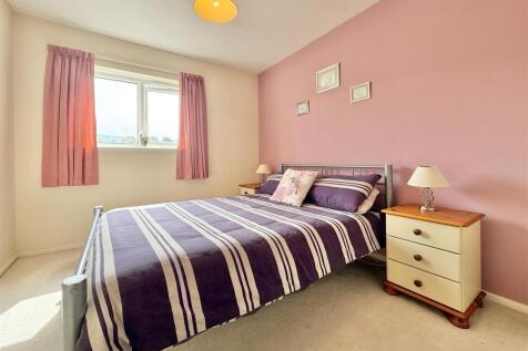 Bedroom 2.jpeg