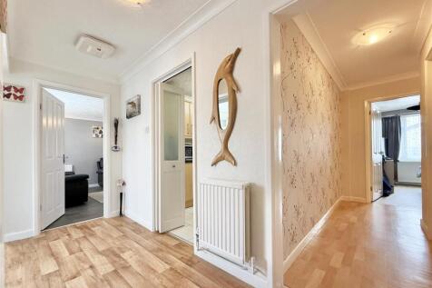Entrance Hall.jpg