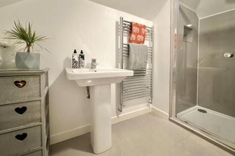 Ensuite_.jpg
