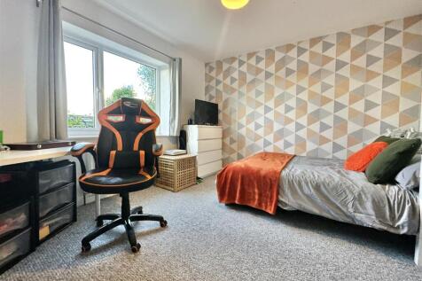 Bedroom 3.jpg