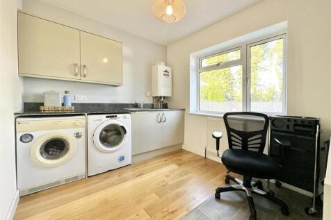 Utility Room.jpg