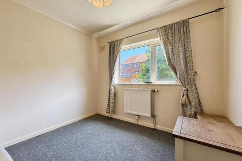 Bedroom 4.jpeg