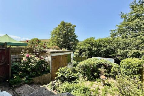 Rear_Garden.jpeg