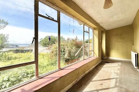 Sun Room.jpeg
