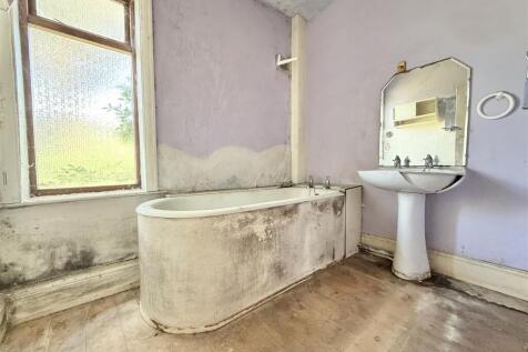 Bathroom.jpeg