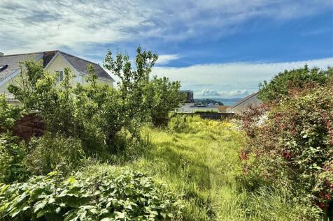 Rear_Garden.jpeg