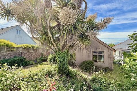 Front  Garden.jpeg