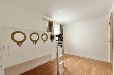 F2_Bedroom 2.jpg