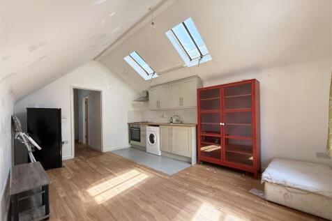 F2_Living Space.jpg