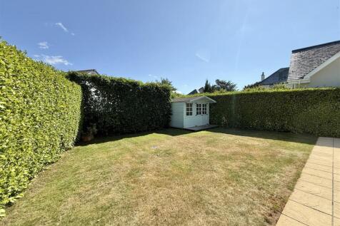 Rear Lawn.JPG
