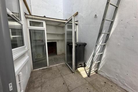 Rear Yard.jpeg