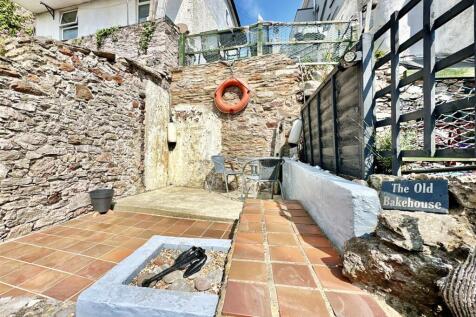 Rear  Courtyard.jpg