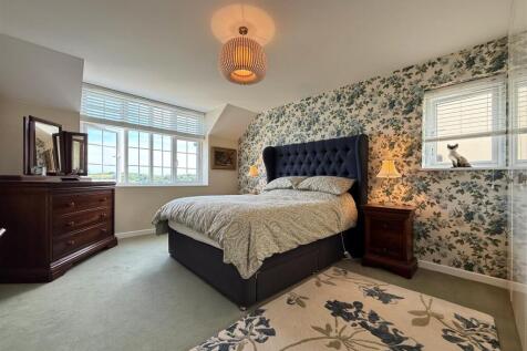Bed 1.JPG
