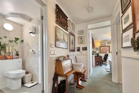 Entrance Hall.jpg