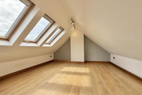 Bedroom 2.jpeg