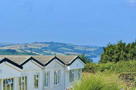 Views Across Site.JPG