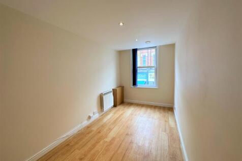 Bedroom 2.jpeg