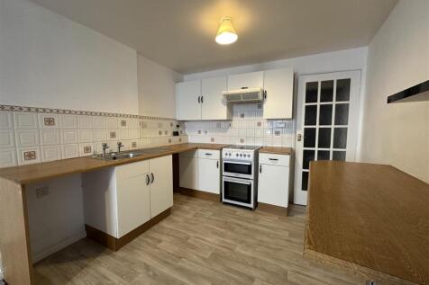 Kitchen.2.jpeg