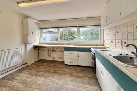 Kitchen_.jpg