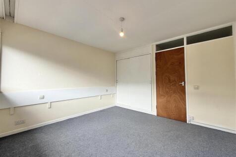 Bedroom  2.jpg