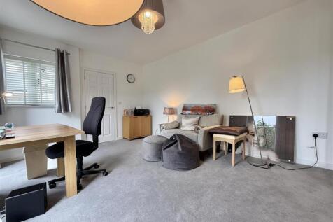 Bedroom 2.jpg