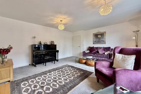 Living Room.jpg