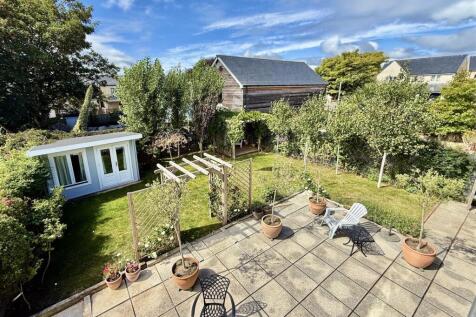 Rear  Garden.jpeg