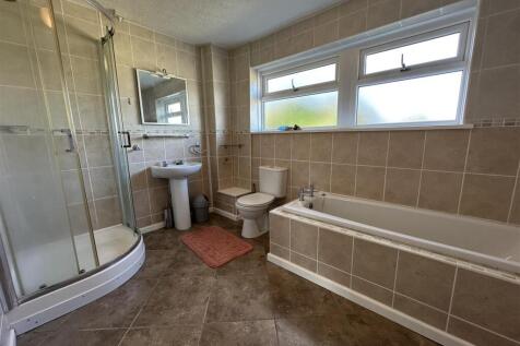 bathroom.jpeg