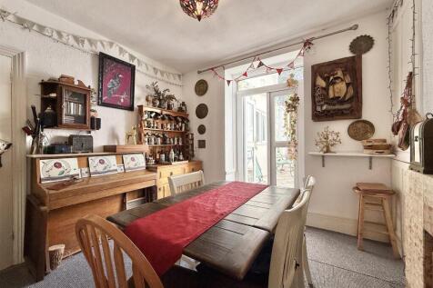 Dining  Room.jpeg