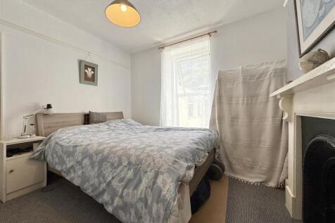 Bedroom 2.jpeg