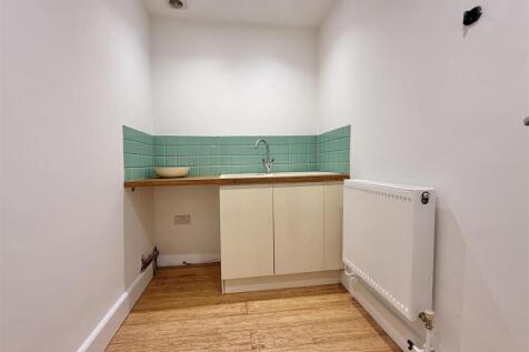 Utility Room.jpeg