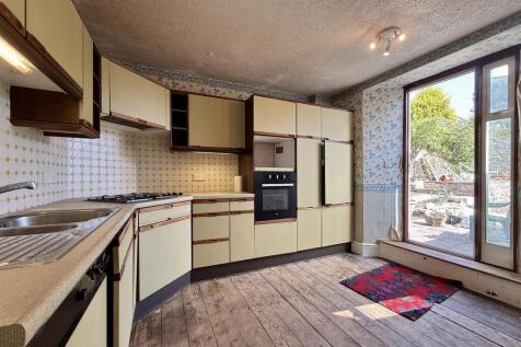 Kitchen.JPG