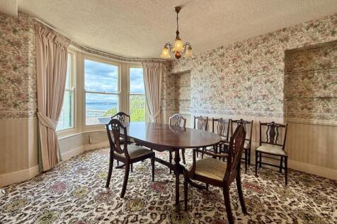Dining Room.JPG
