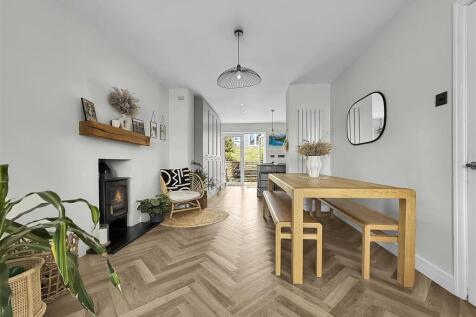 Dining Room From Lounge.JPG