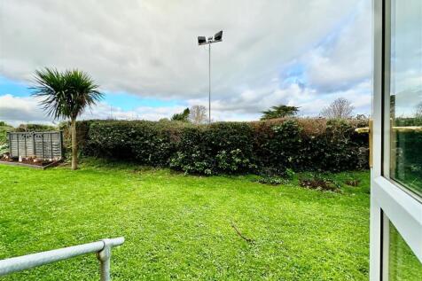 Rear Garden Area.JPG