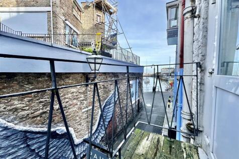 Kitchen Balcony.jpg