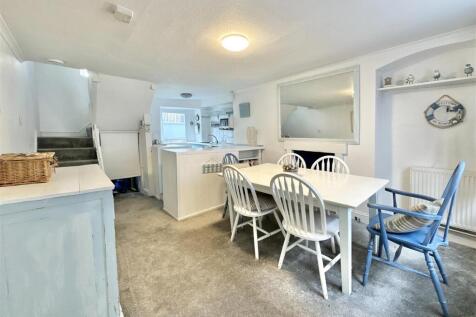 Kitchen Dining Room_.jpg