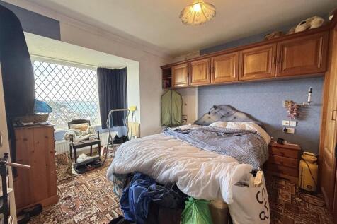 Bedroom 2.jpg