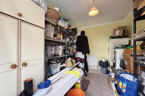 Bedroom 3.jpg