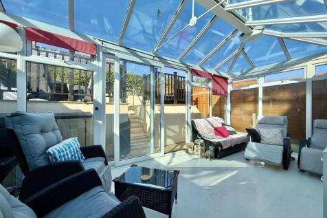Conservatory towards garden