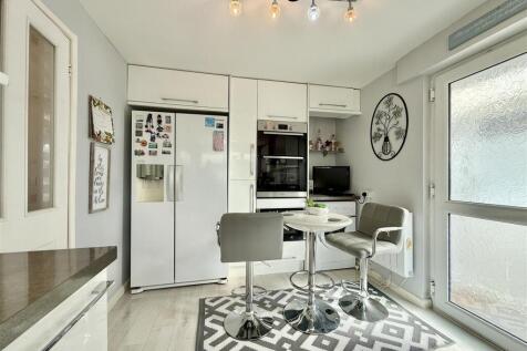Opposite End Of Kitchen.JPG